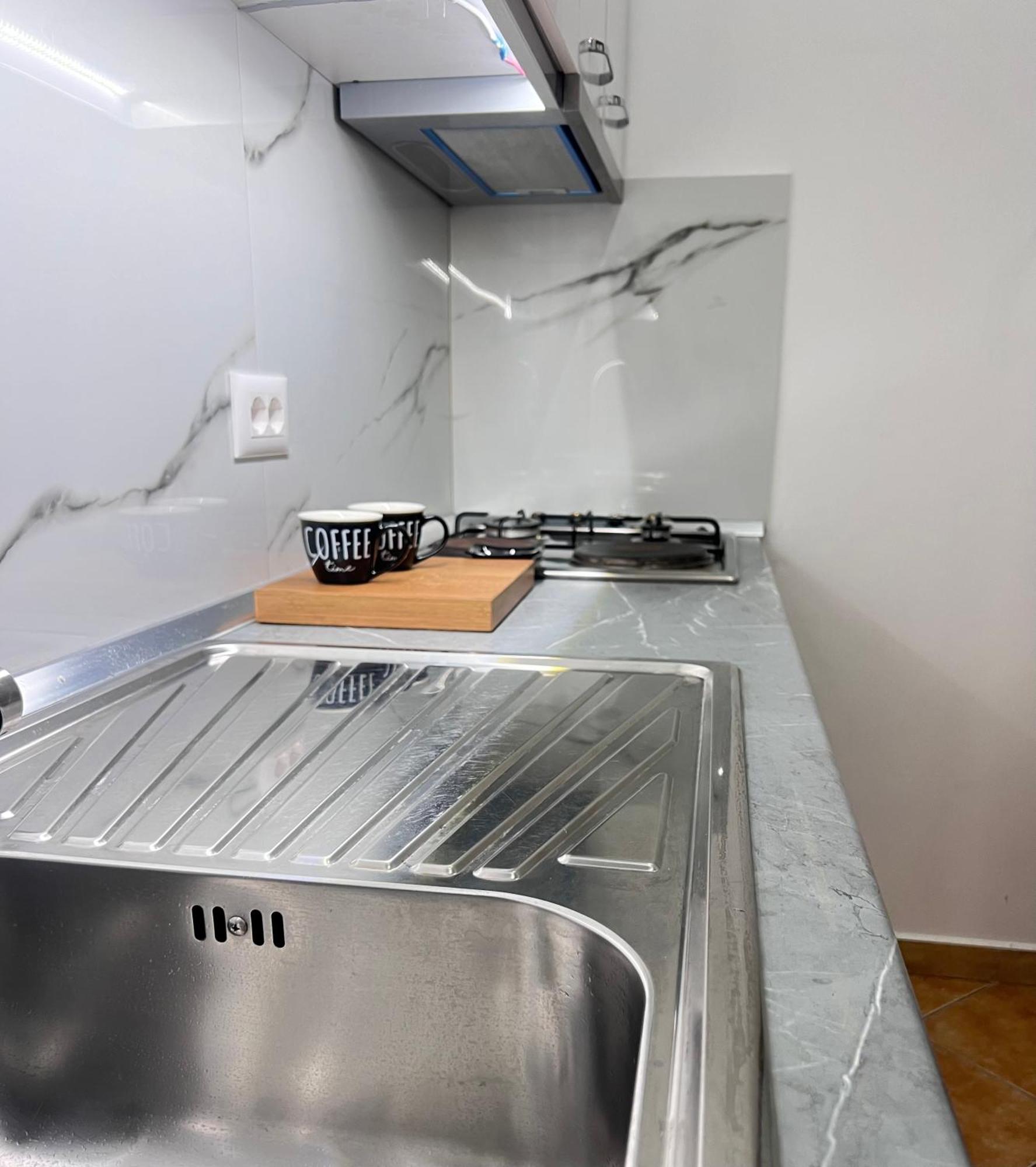 Serenity Skyline Apartamento *